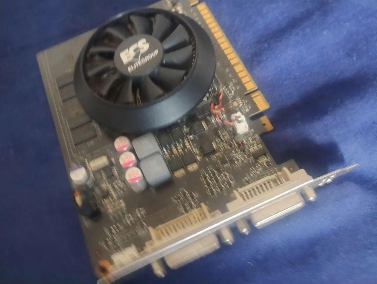 Placa de vídeo Geforce64168554552835121