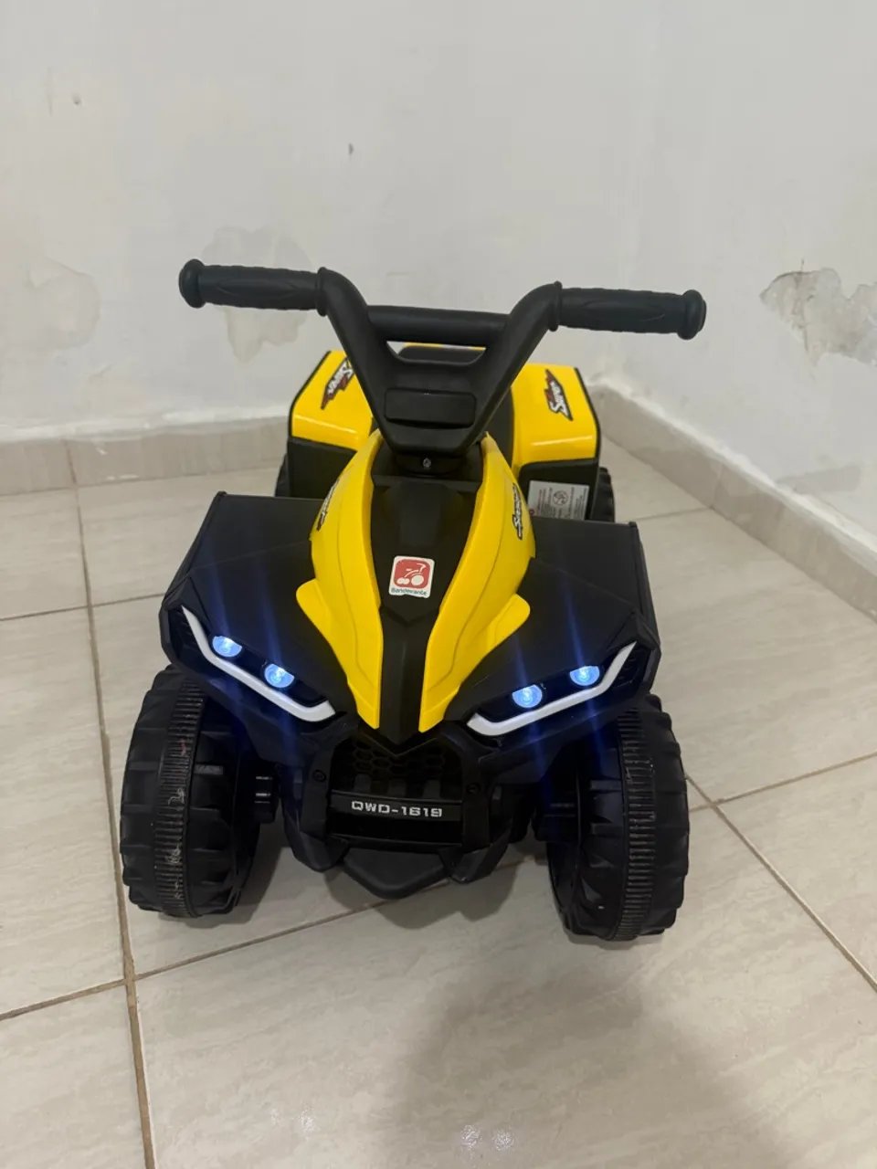 Mini quadriciclo infantil