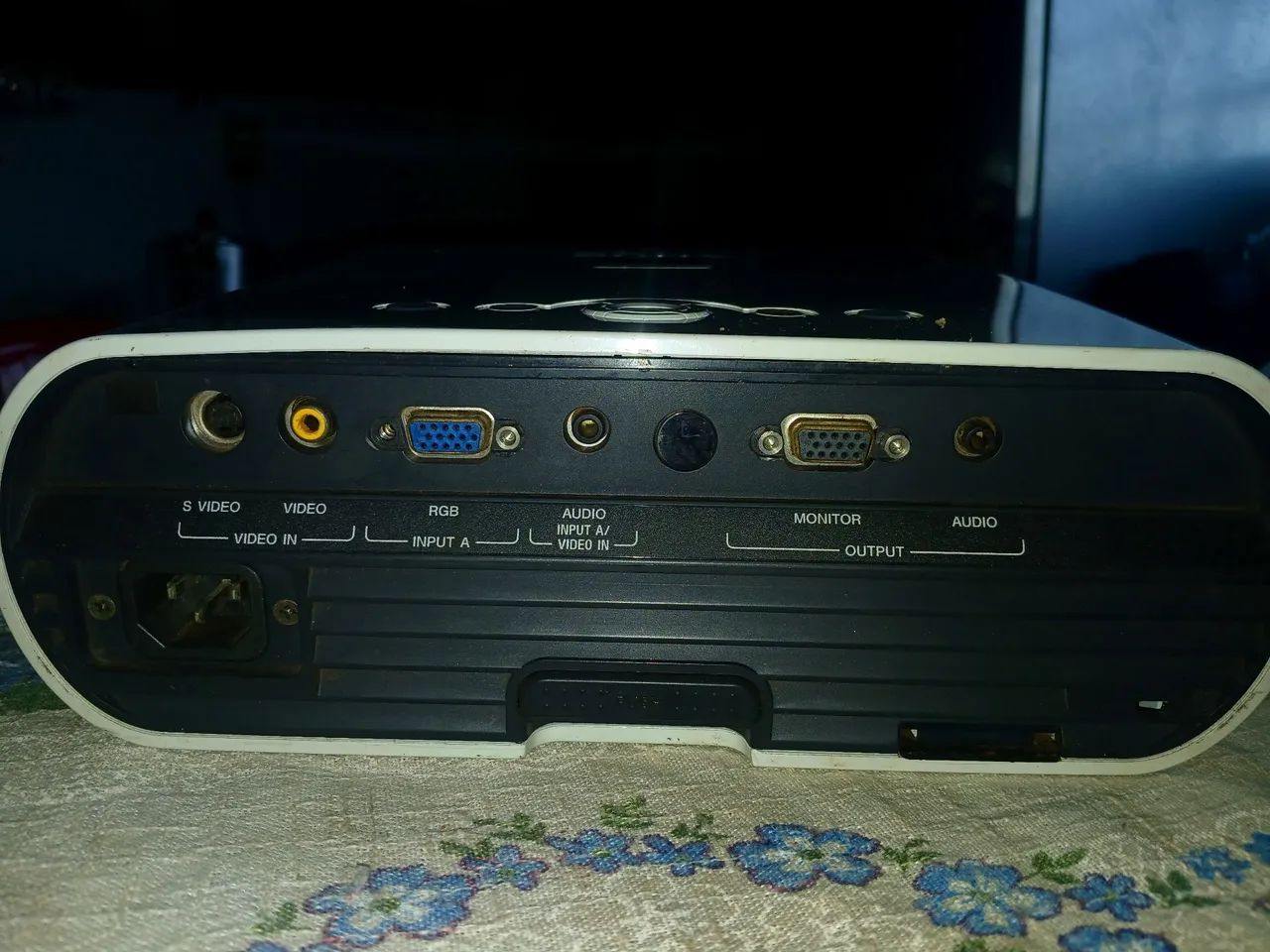 Vendo Projetor Sony - Foto 2