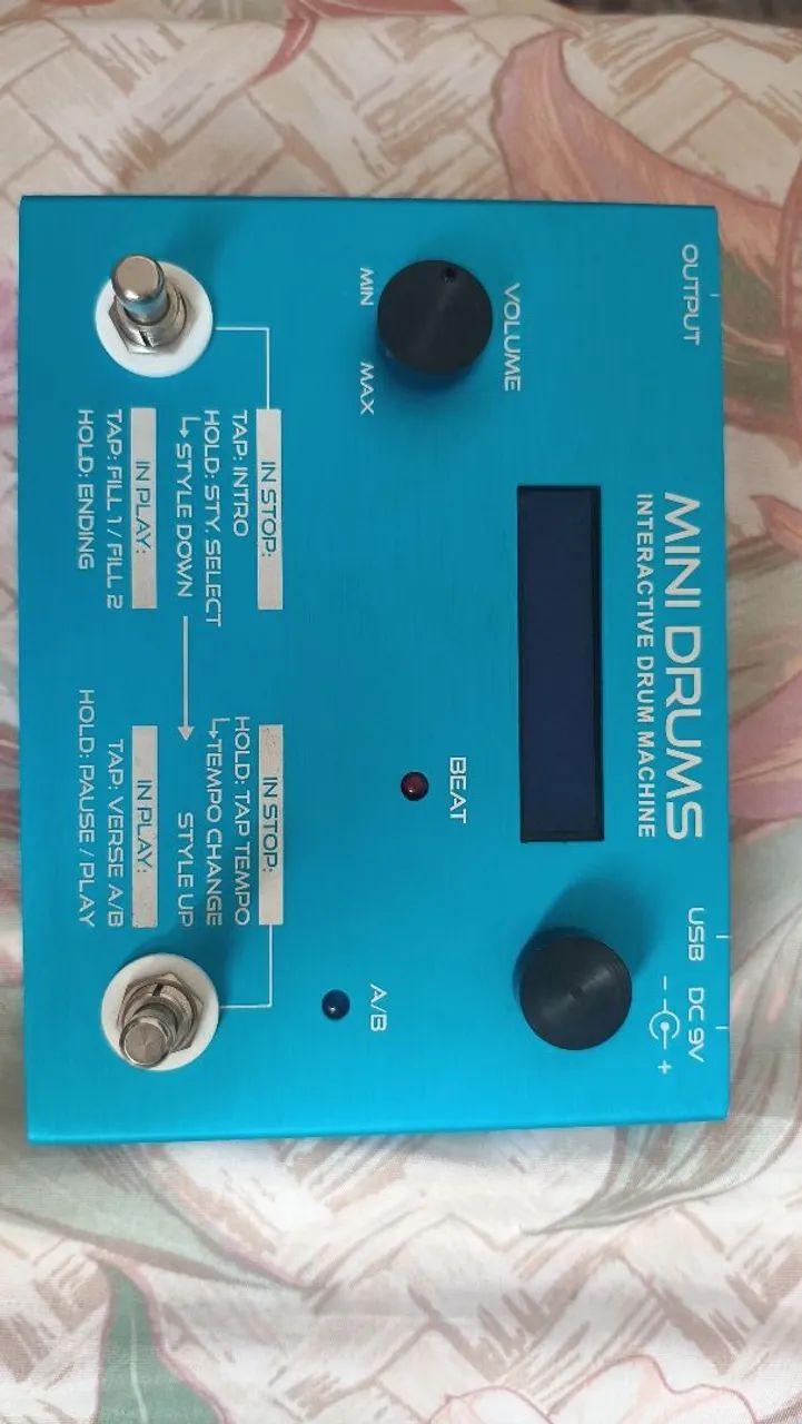 Mini Drum Machine Interativa