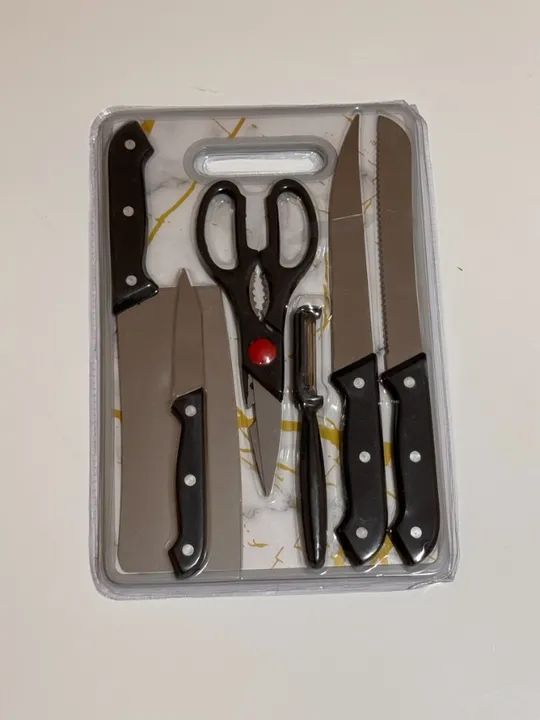 Kit de faca e corte com tábua