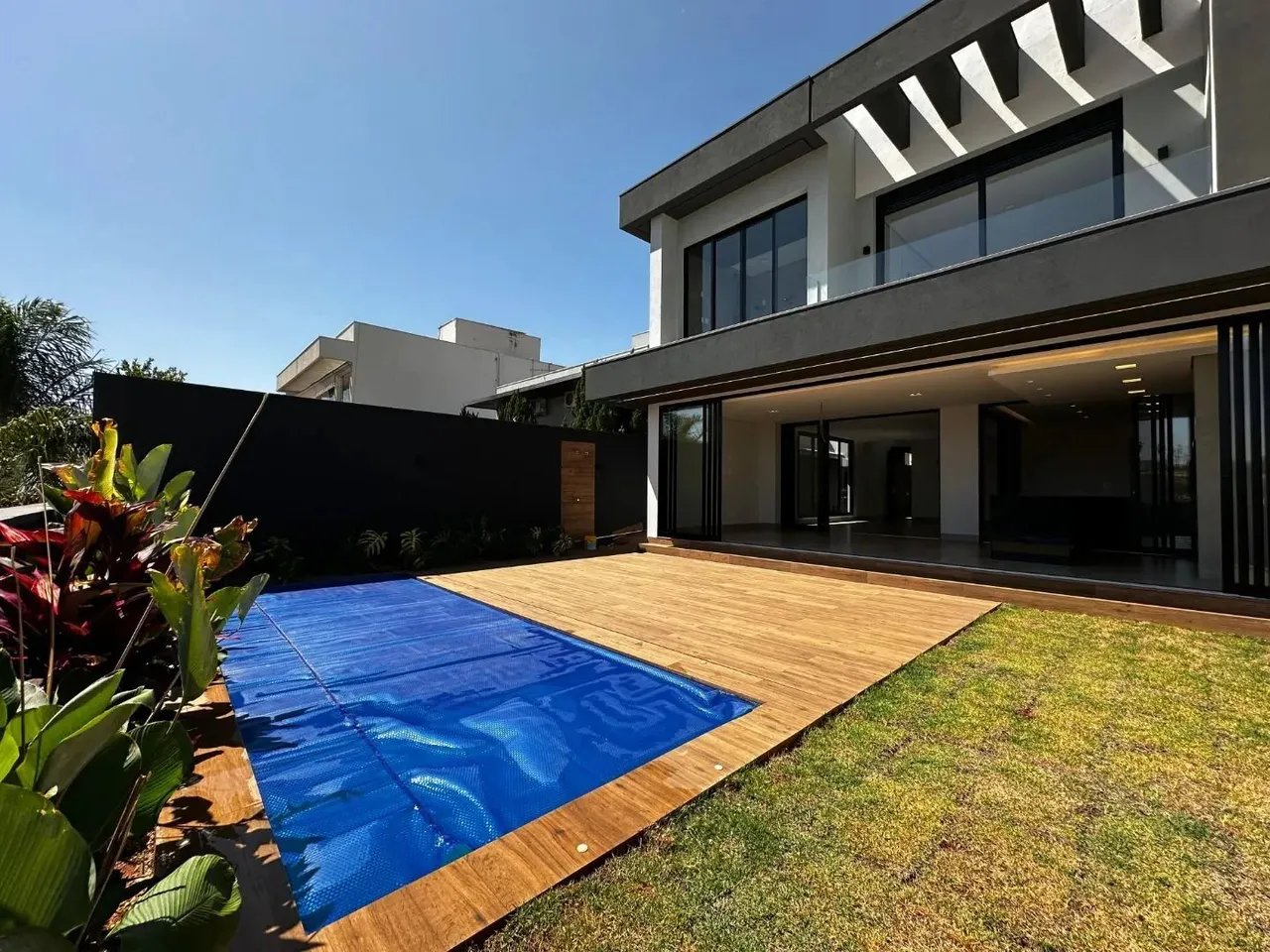 Casa à venda,no Condomínio Gávea Paradiso em Uberlândia/MG