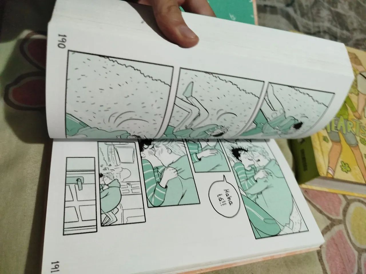 Livro heartstopper 1,2 e 3  - Foto 4