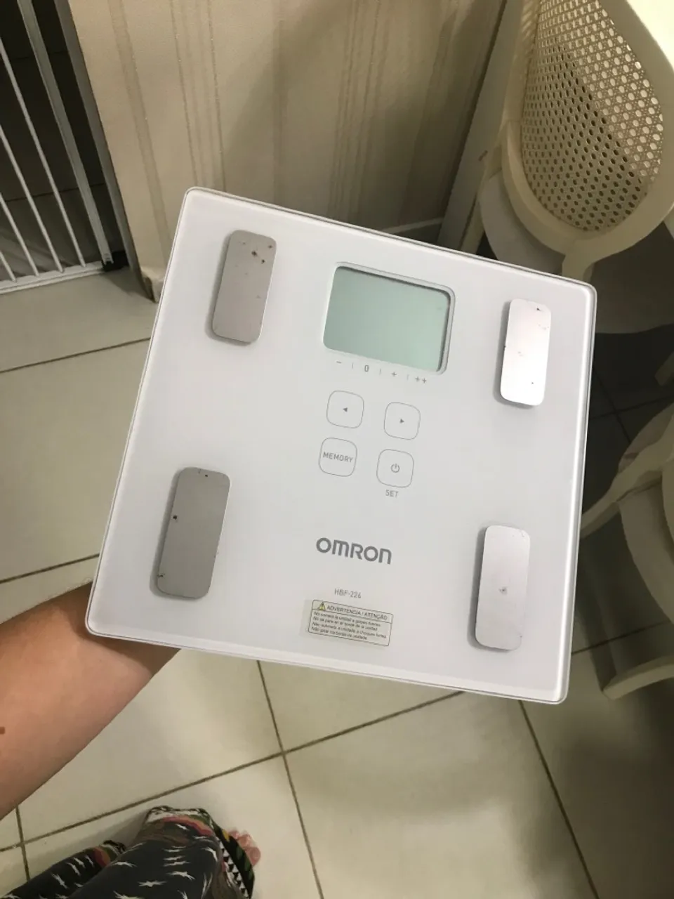 Balança de Bioimpedância Digital Omron HBF-226