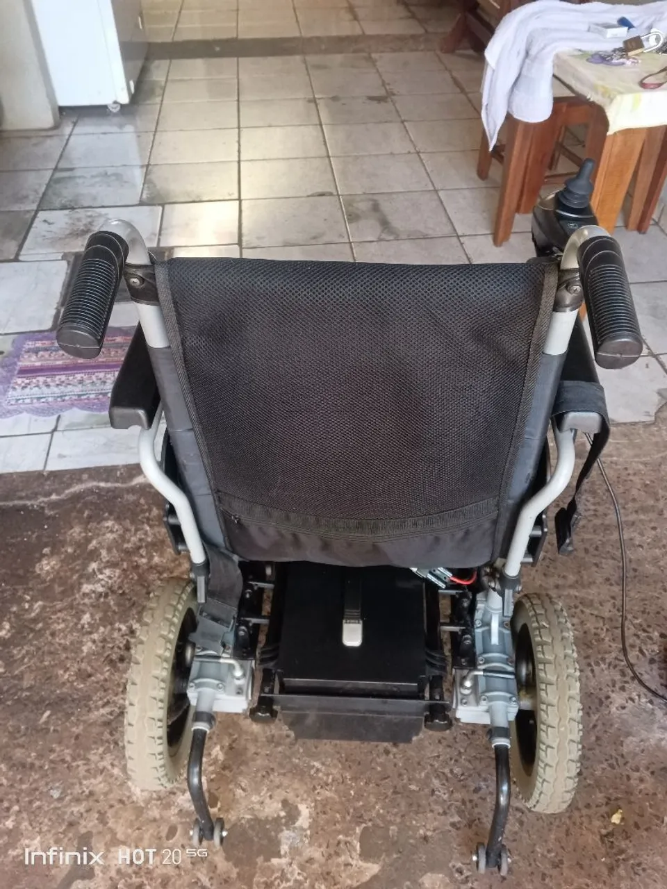 Cadeira de Rodas Elétrica