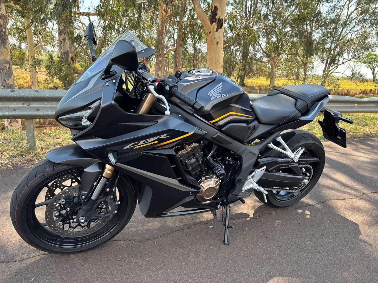 Honda CBR 650R - Foto 6