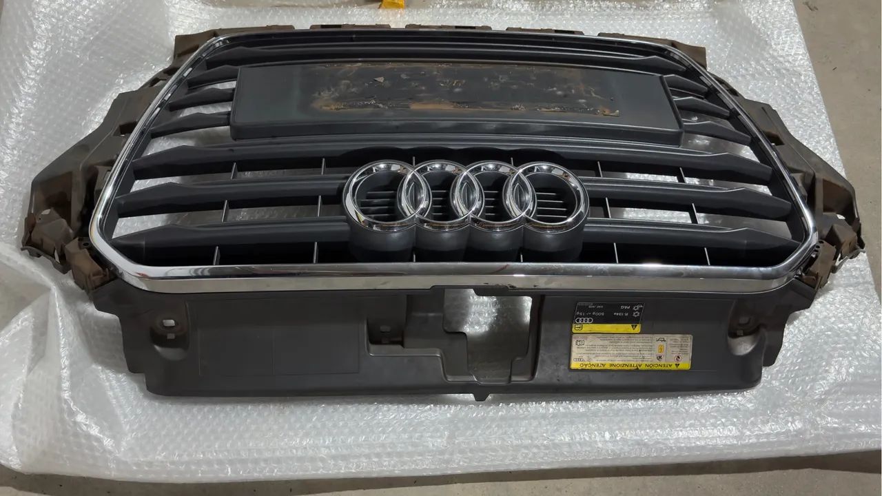 Vendo grade original Audi A3 2013 a 2016