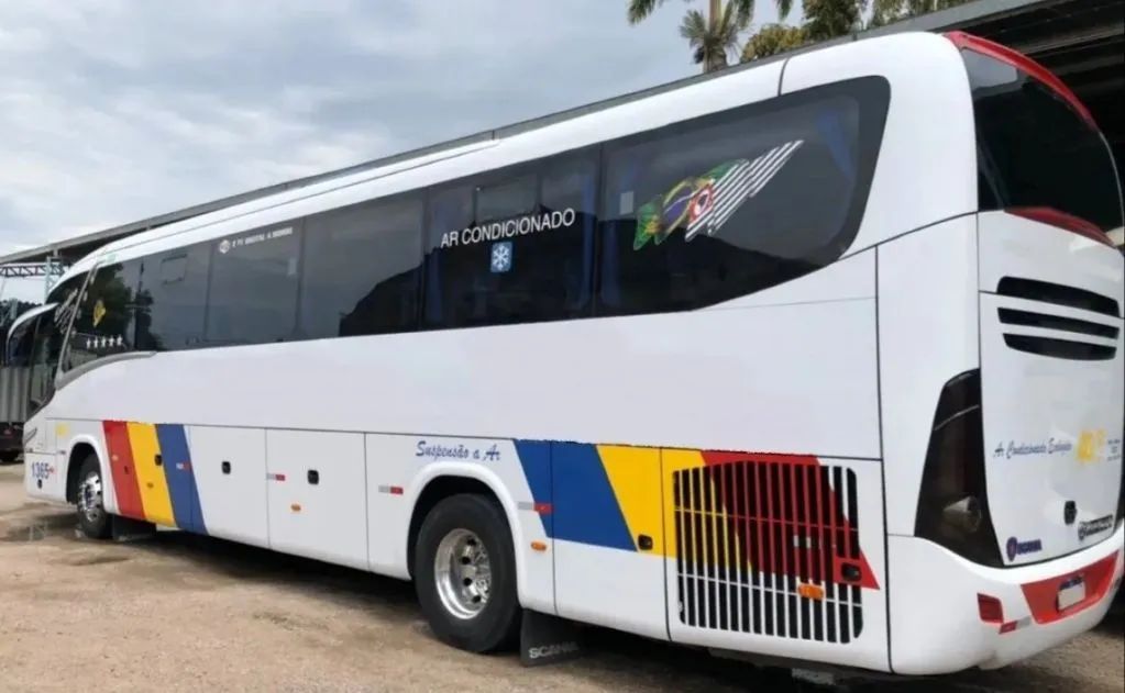 Ônibus Rodoviário G7 Marcopolo Paradiso 1200 - Ano 2017 - Foto 6