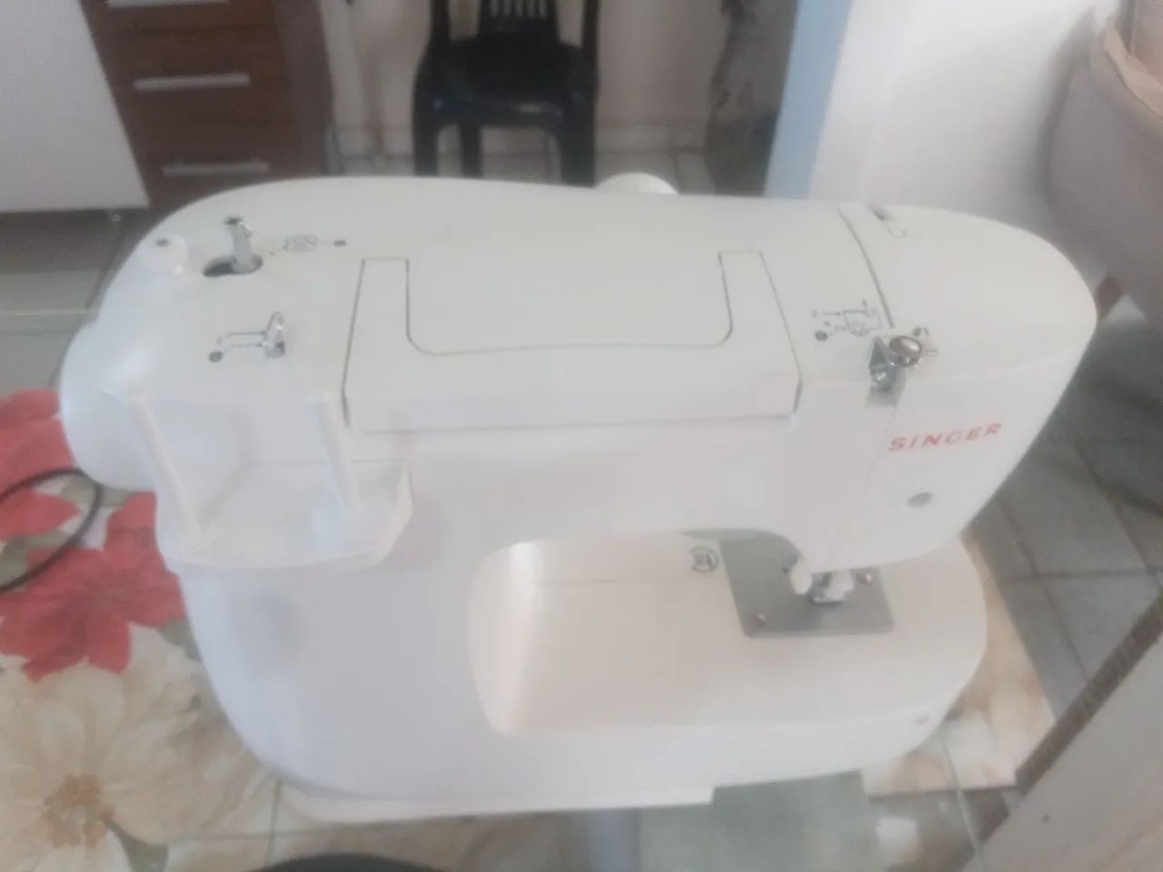 Máquina de Costurar Singer