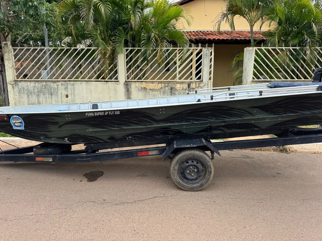 Barco Semichata 5,5m Mercury 30hp - Foto 6