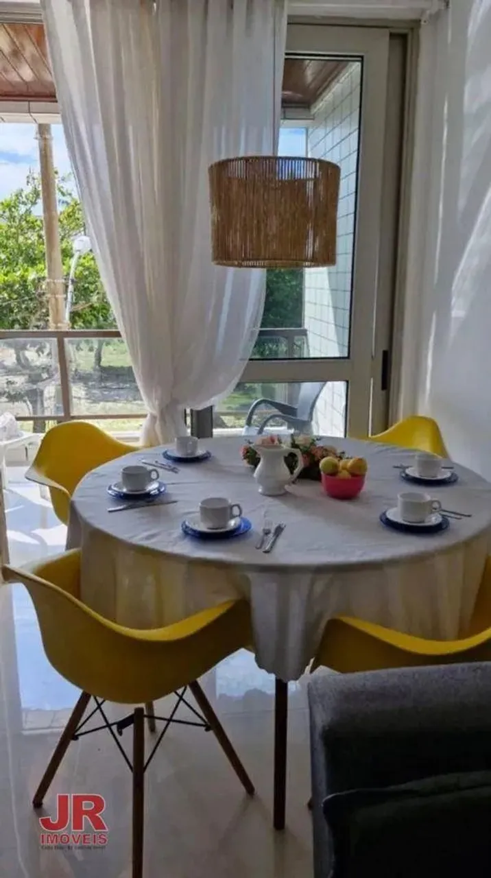 Apartamento com 3 dormitórios à venda, 120 m² por R$ 550.000