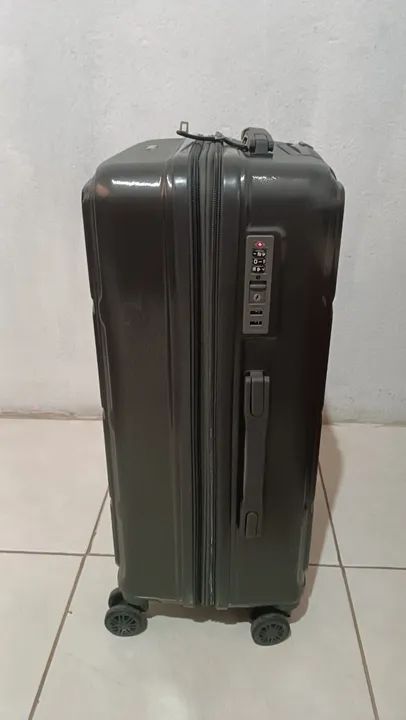 Mala de viagem 23Kg - Preta - Foto 4