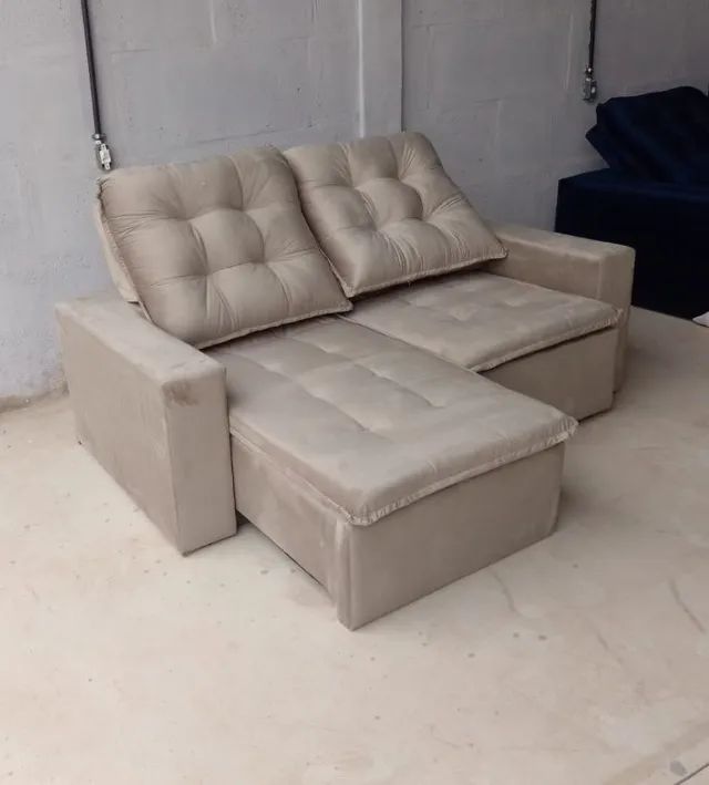 Sofá Retrátil Bege Monte Carlo 2M