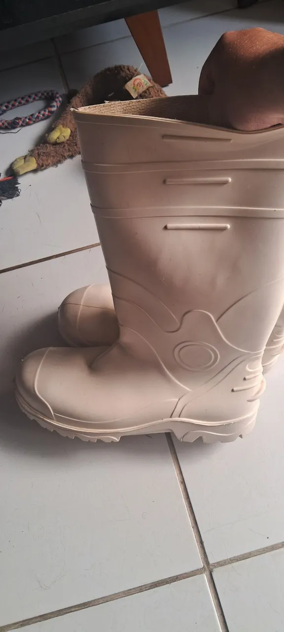 Botas de Segurança - Tamanho 41