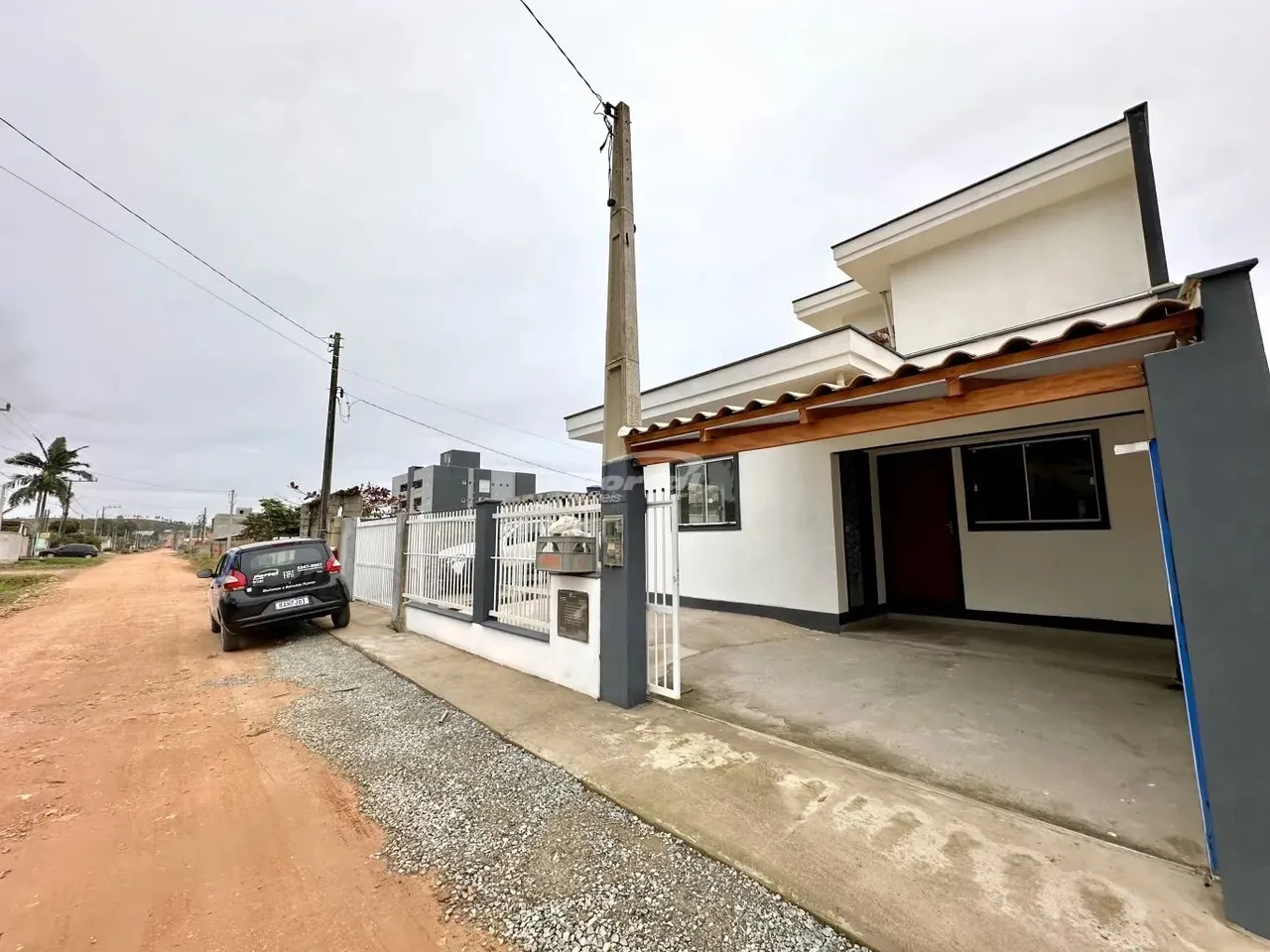 Casa disponível para locação no bairro Itajuba, em Barra Velha/SC. (Cód. 19661)
