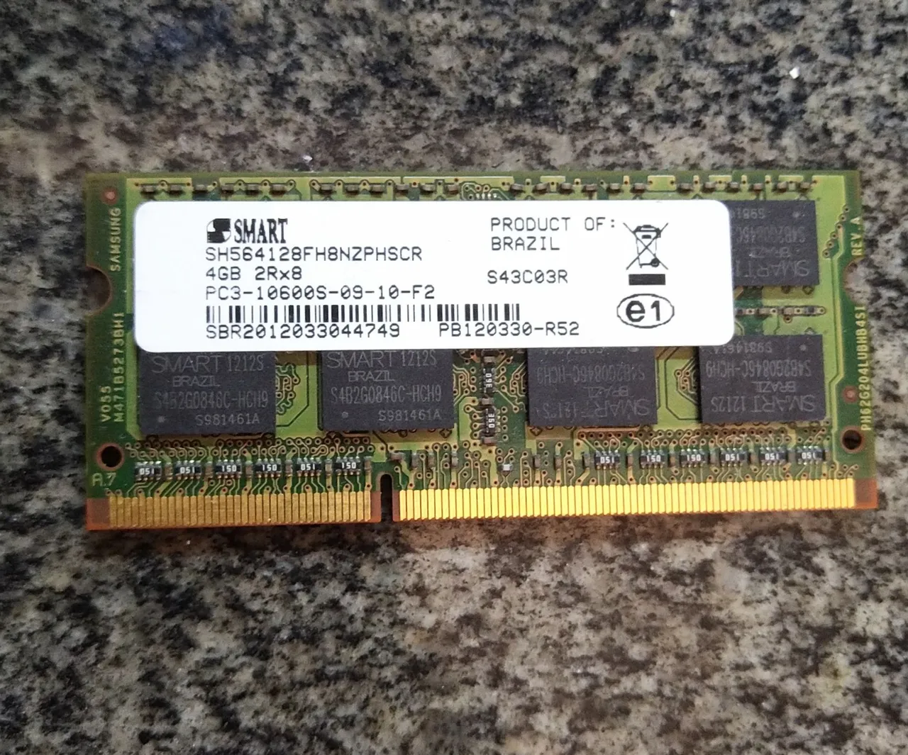 Memória RAM 4GB DDR3 PC3-10600S Samsung