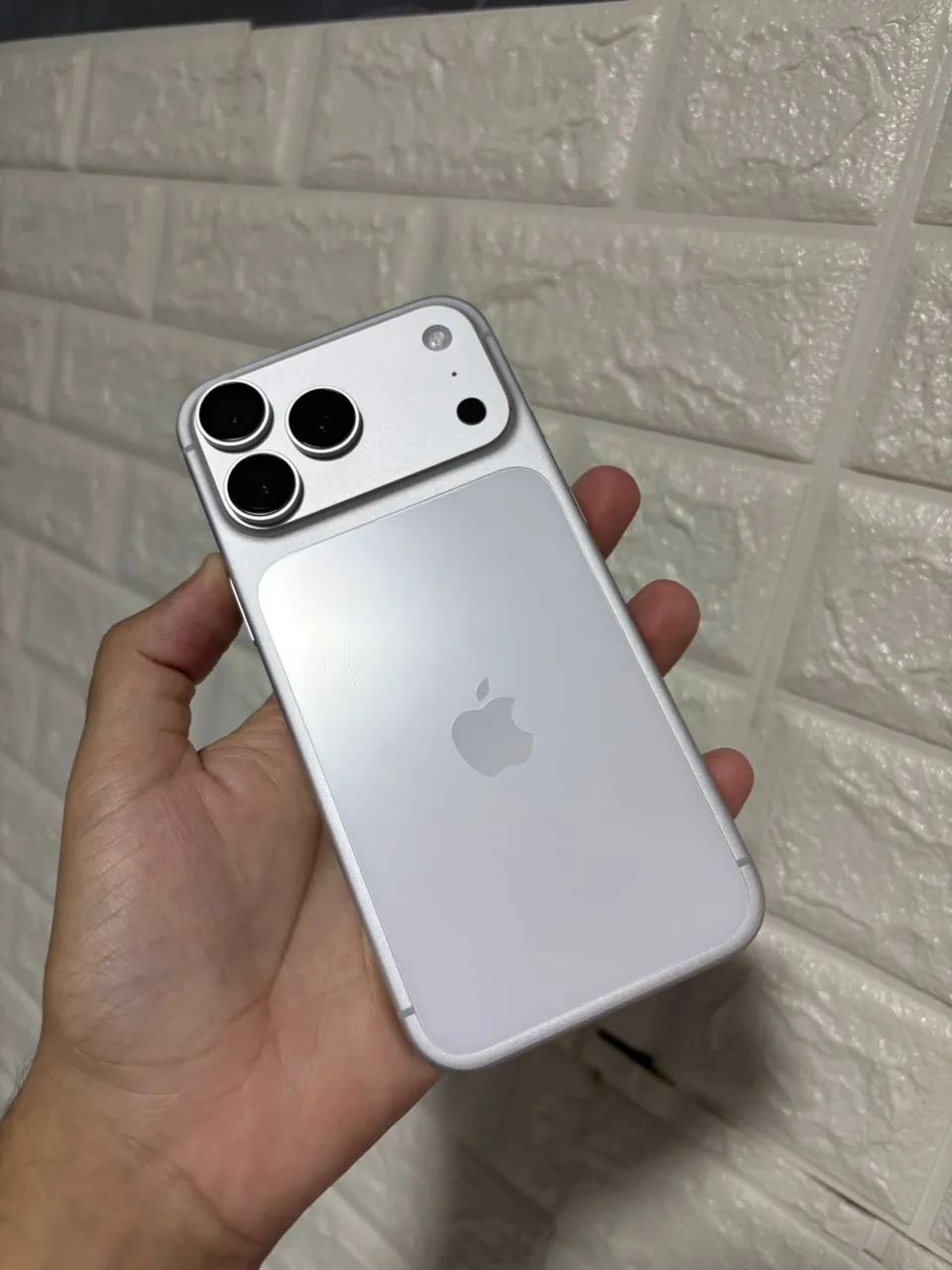 iPhone17 pro max シルバー 256GB バッテリー100% iPhone17 pro max シルバー 256GB バッテリー100% iPhone 17 Pro Max