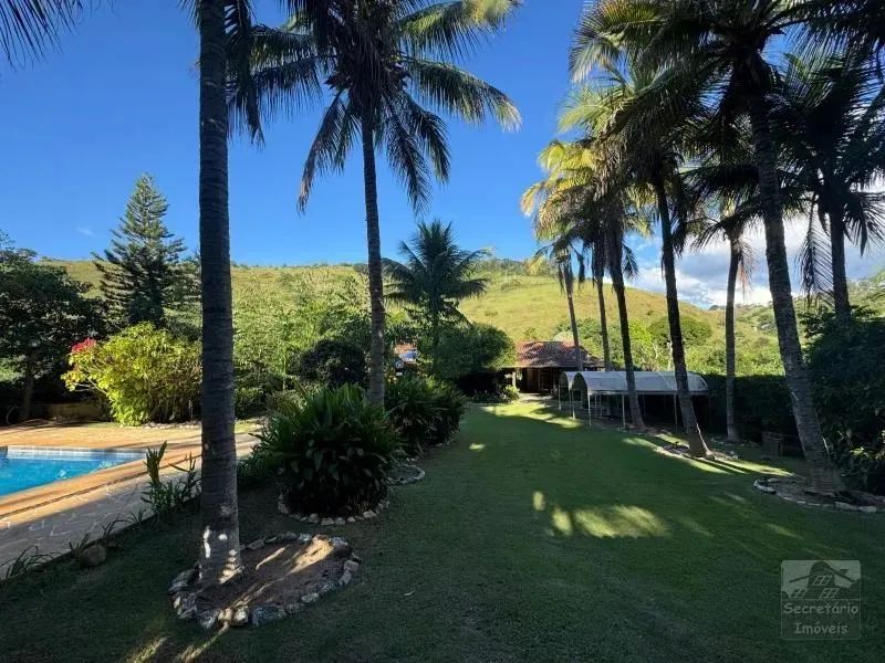 Casas e Sítios- Petrópolis, Secretário