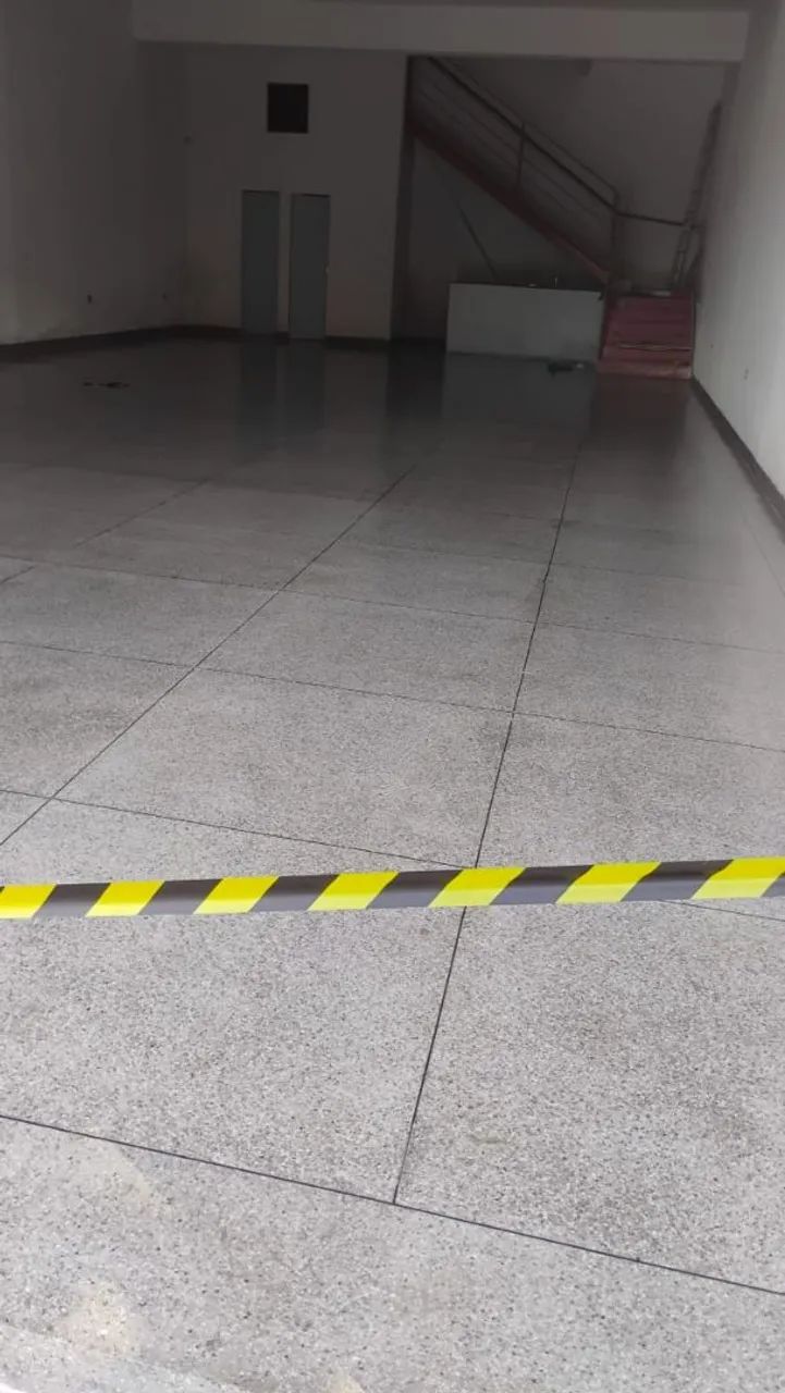 Pisos de Granitina<br>Granitina: Acabamento Moderno para Ambientes Comerciais e Residenciais<br> - Foto 2