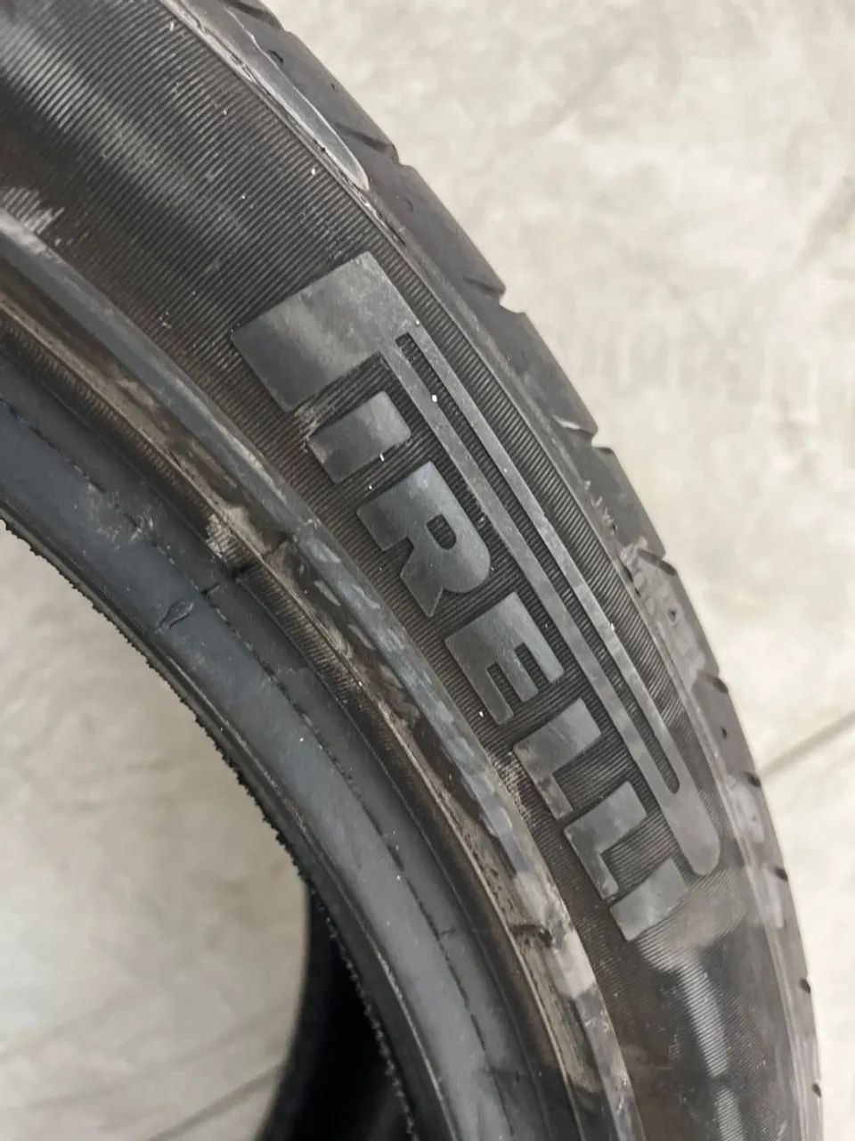 OPORTUNIDADE!!! PNEU 265/40 R21 ORIGINAL PIRELLI PZERO SEMI NOVO - Foto 7