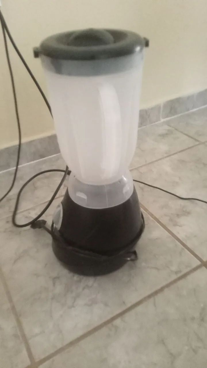Liiquidificador com motor sem funcionar. - Foto 3