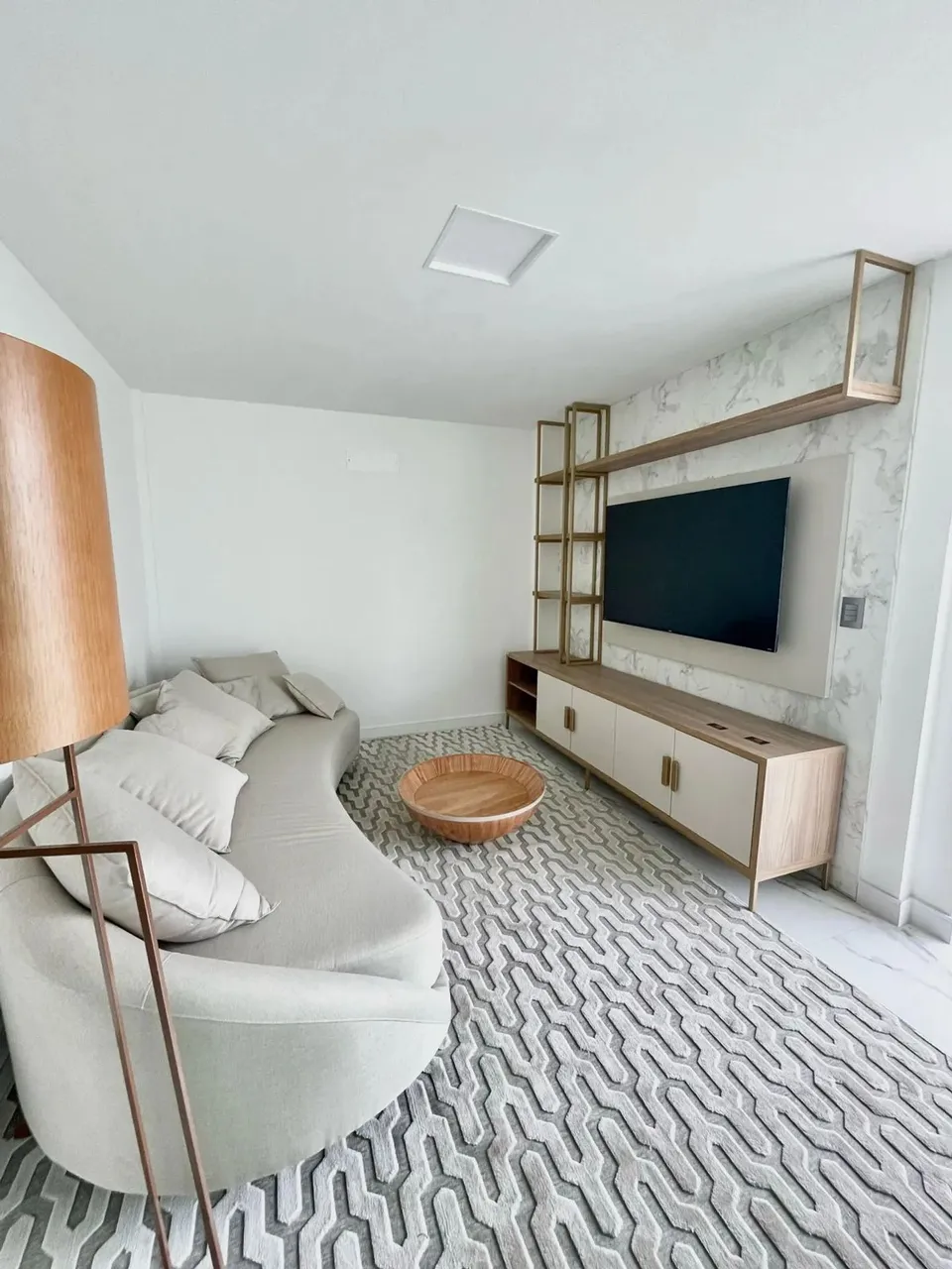 Vendo Casa em Condomínio Alto Padrão no Araçagy, 200m², 3 Suítes, Próximo a Praia.