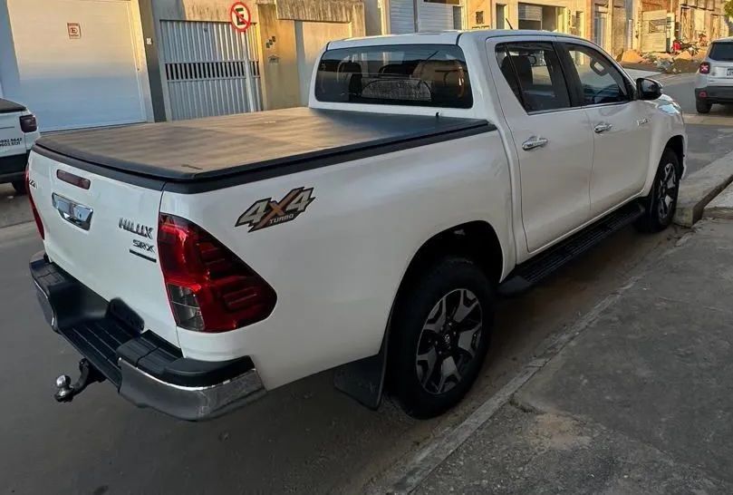 Toyota Hilux CD SRX 4X4 2.8 TDI 16V Diesel Aut. 2019 - Foto 4