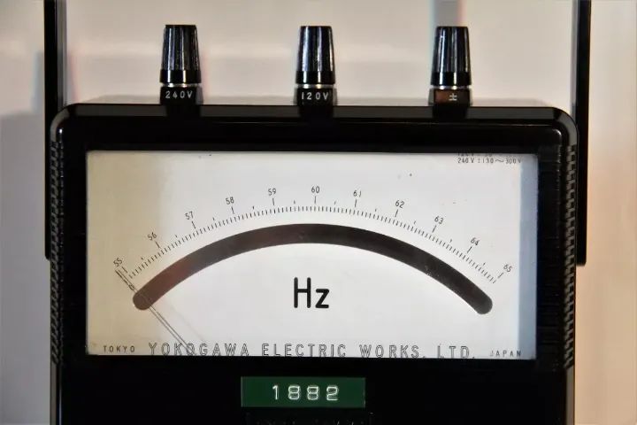 Frequencimetro Yokogawa Yew Type 2038 - Japão Anos 70  - Foto 2