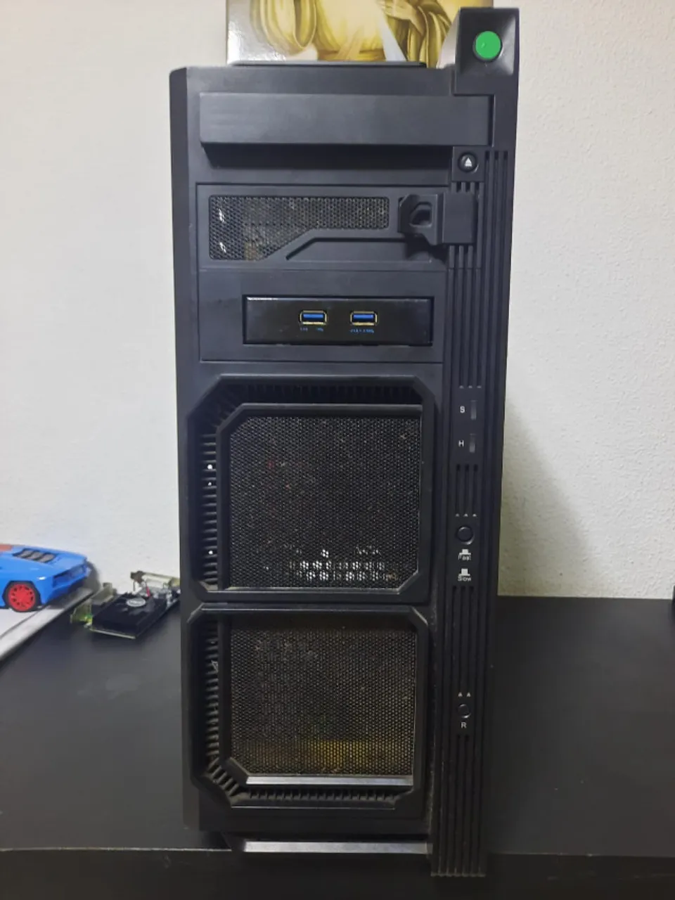 Gabinete para Pc com CDROM