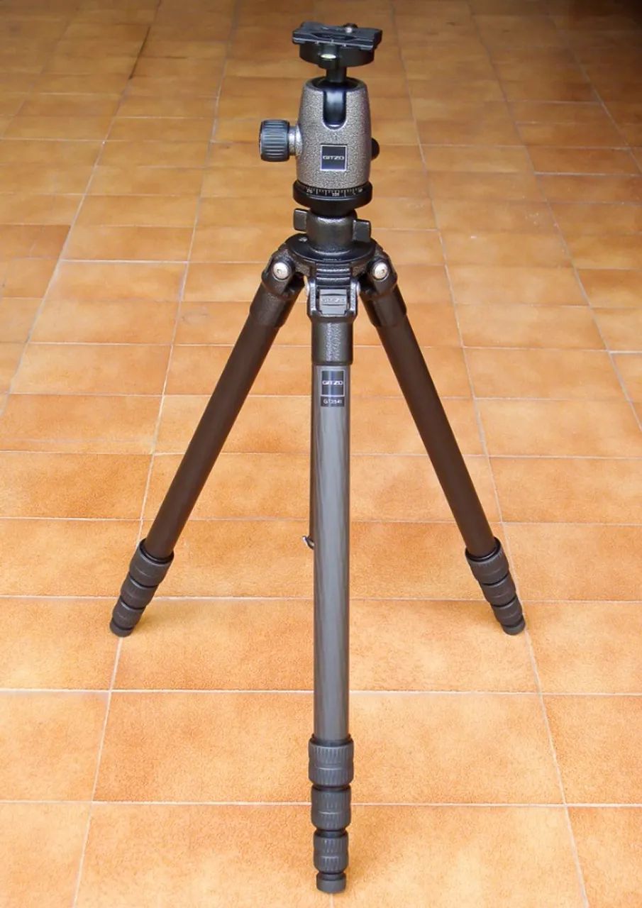 Tripé GITZO GT2541 Fibra De Carbono + Ball Head GITZO G1277M