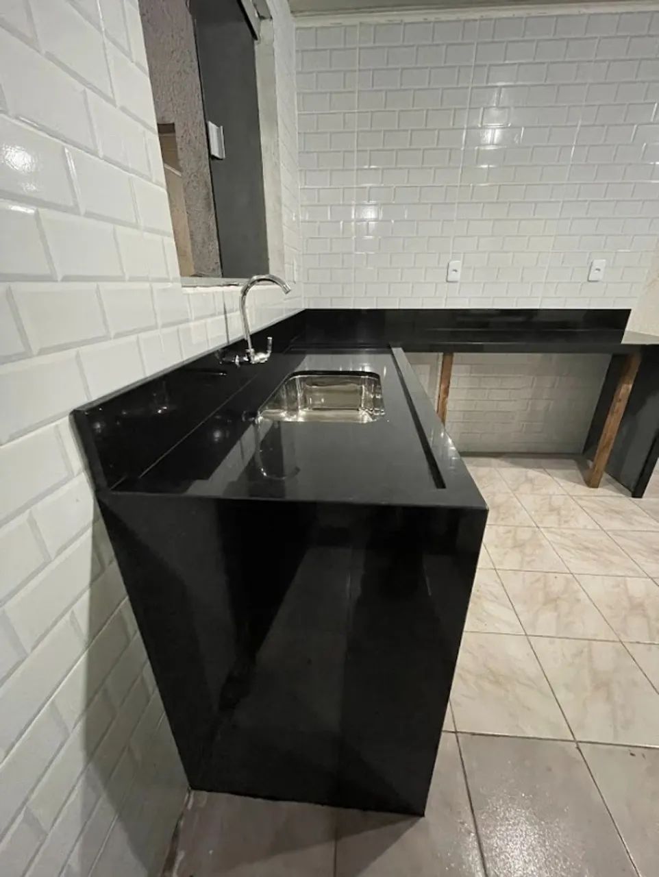 Bancadas para Cozinha em Granito, Mármore e Quartzo - Foto 4