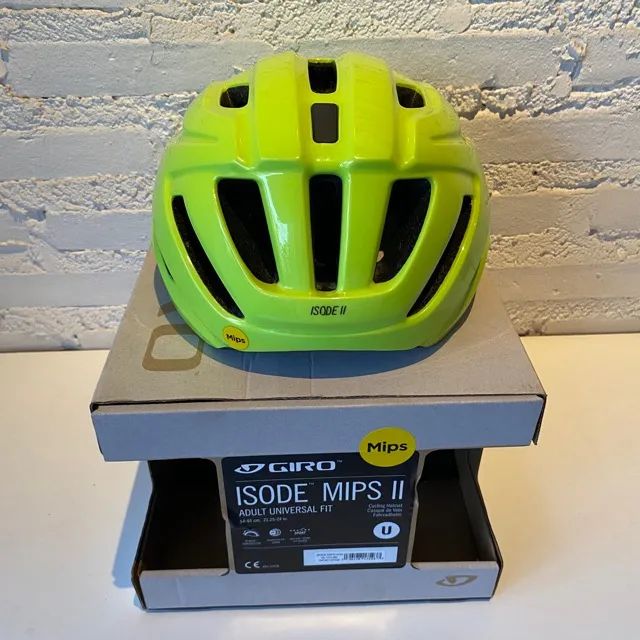 Ref.028 Capacete Giro Original com Mips Isode Ii pouco uso vai na caixa Tamanho 54-61 - Foto 4