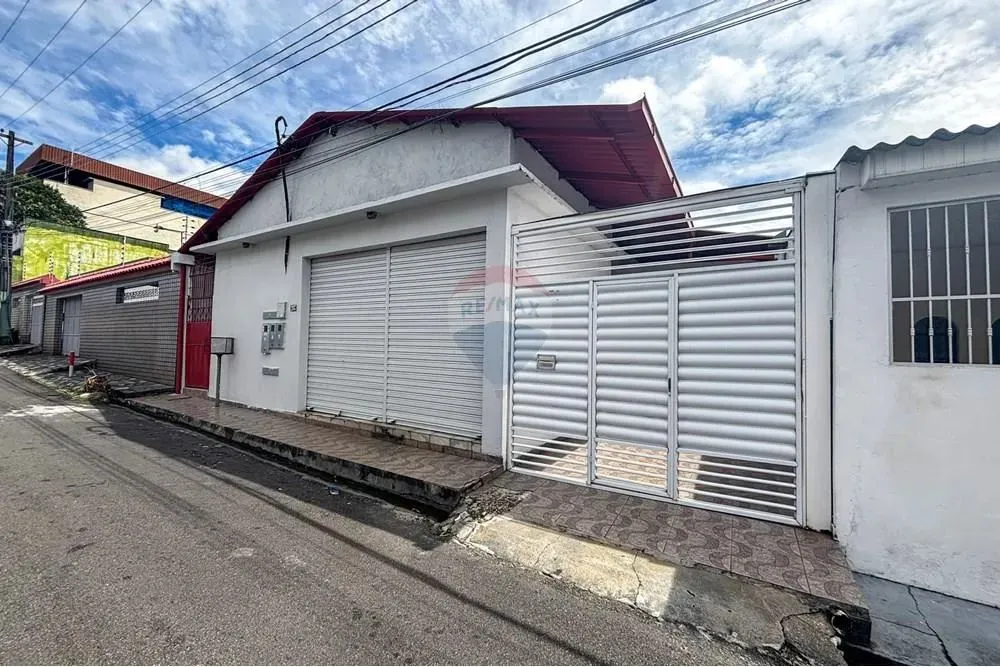 Vendo Casa no Bairro Dom Pedro