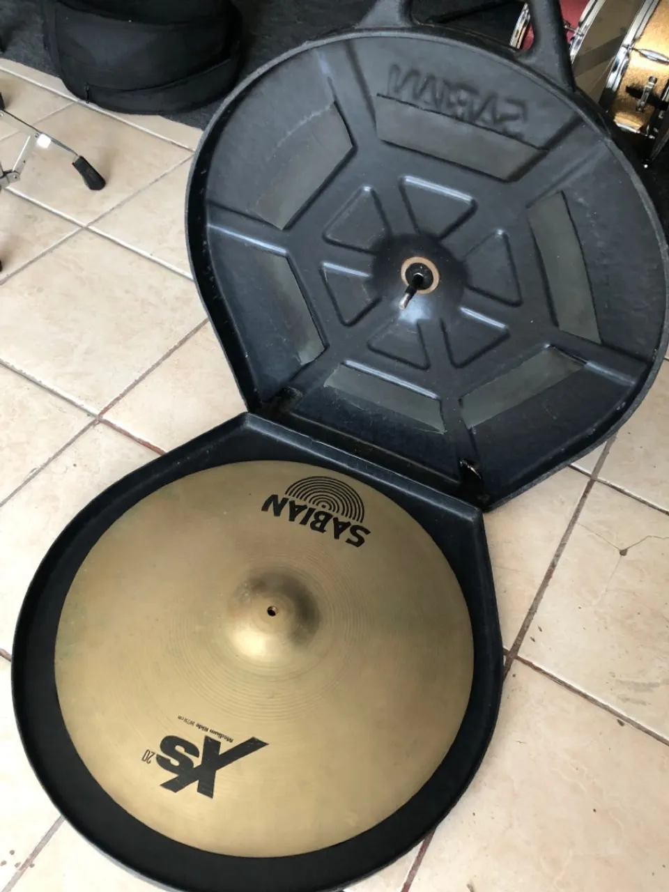Hardcase de pratos 22