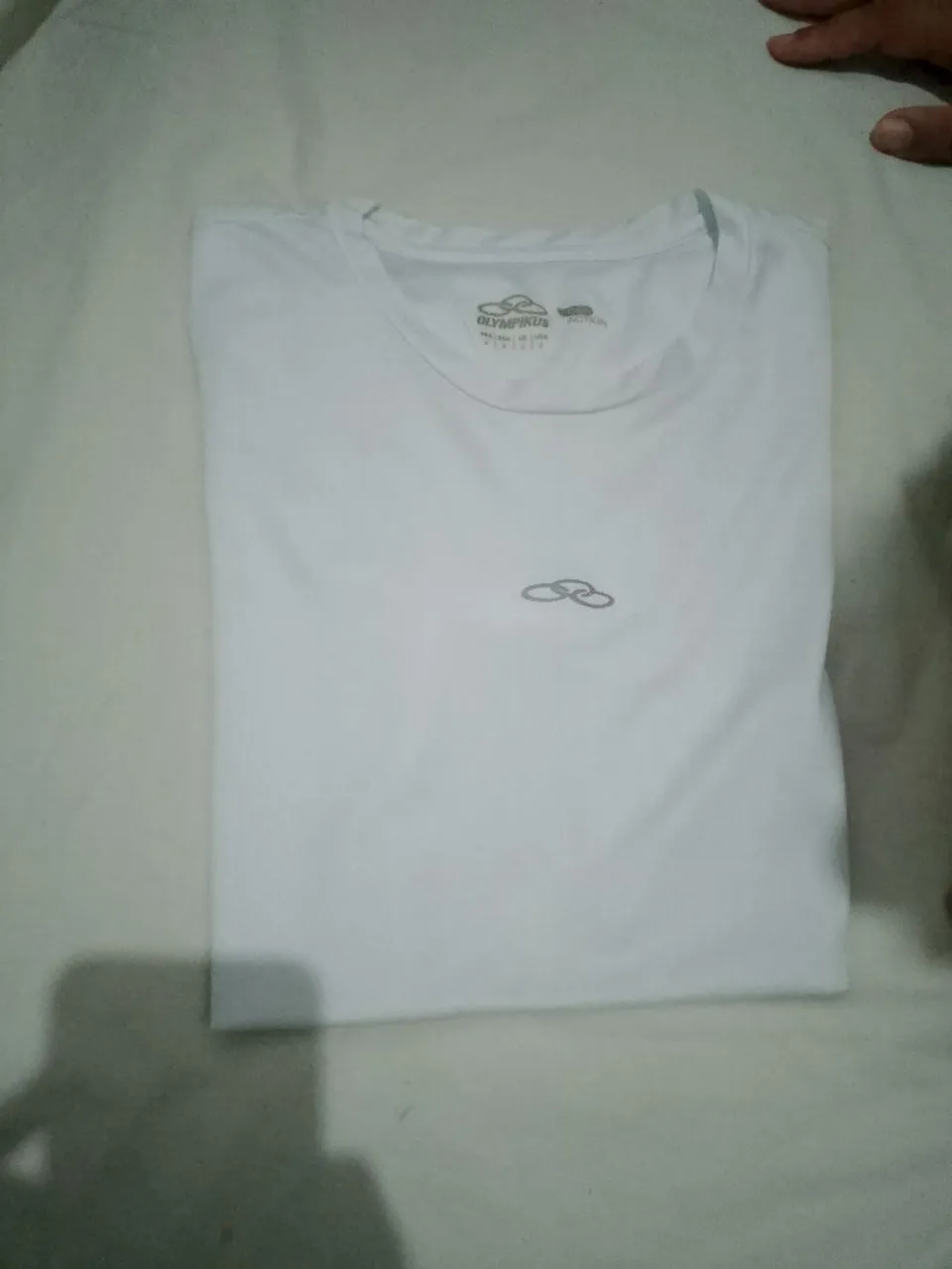 Camiseta Olympikus branca - tamanho M
