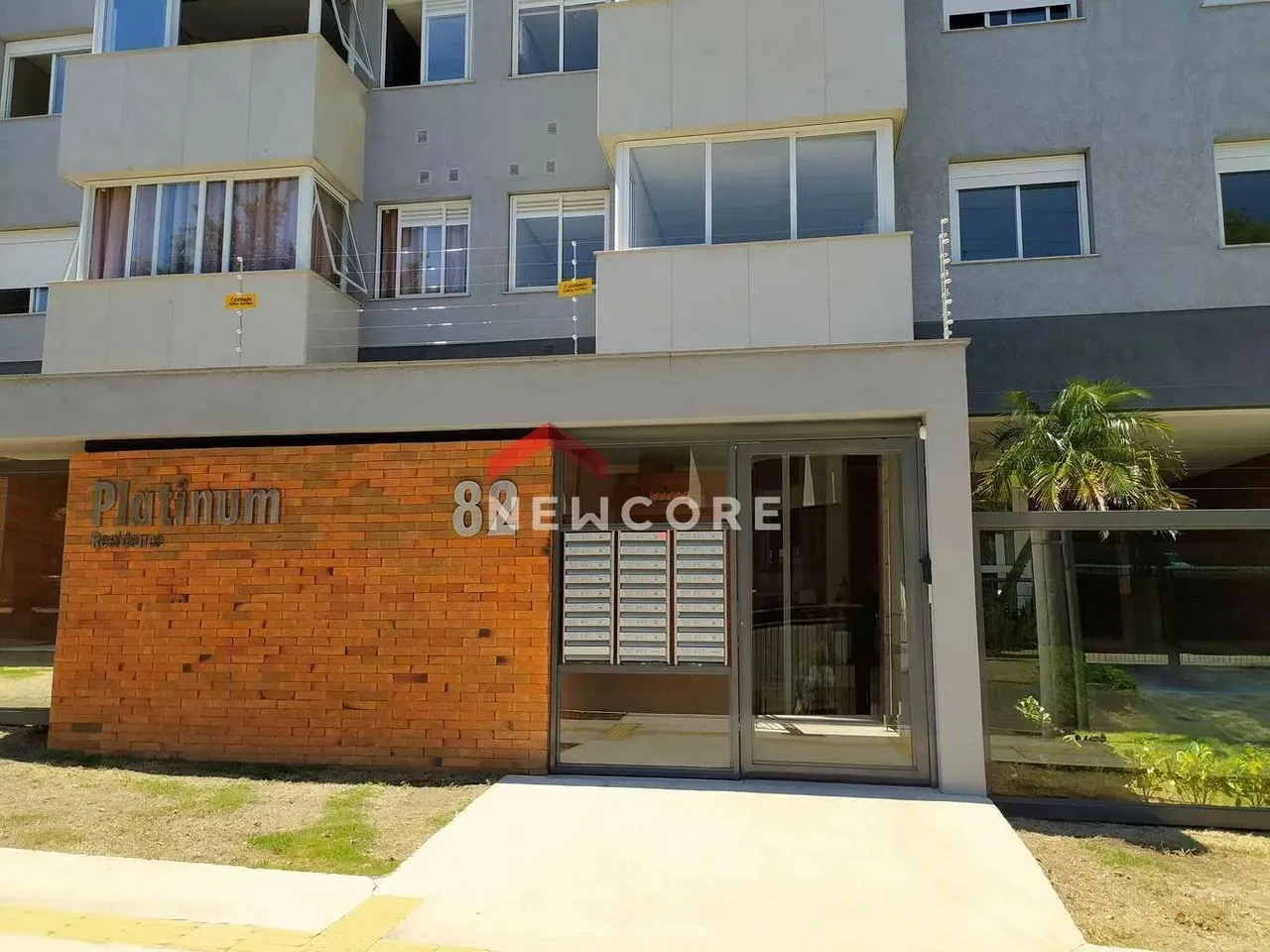Apartamento em Rua Jalmar Azambuja Diniz - Jardim Itu - Porto Alegre/RS