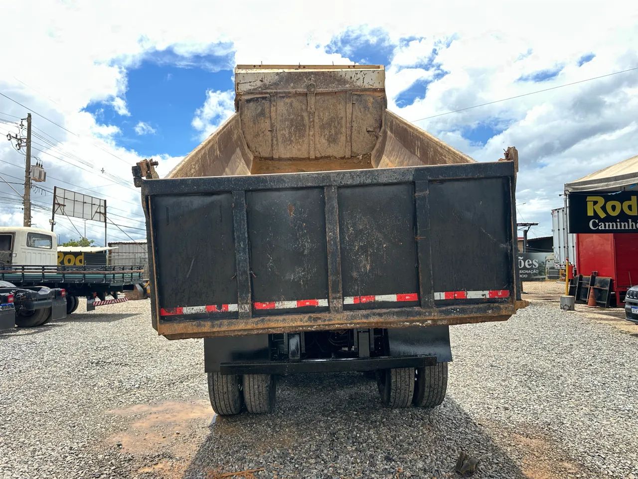 Mercedes Benz 2533 ano:2006 Caçamba pronto pra trabalhar  - Foto 5