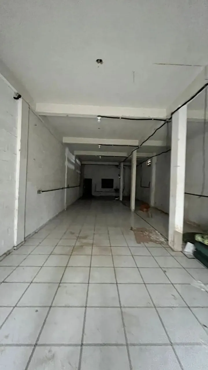 Imóvel GALPÃO aluguel com 120 metros quadrados com 1 quarto em Cidade Alta - Cuiabá - MT
