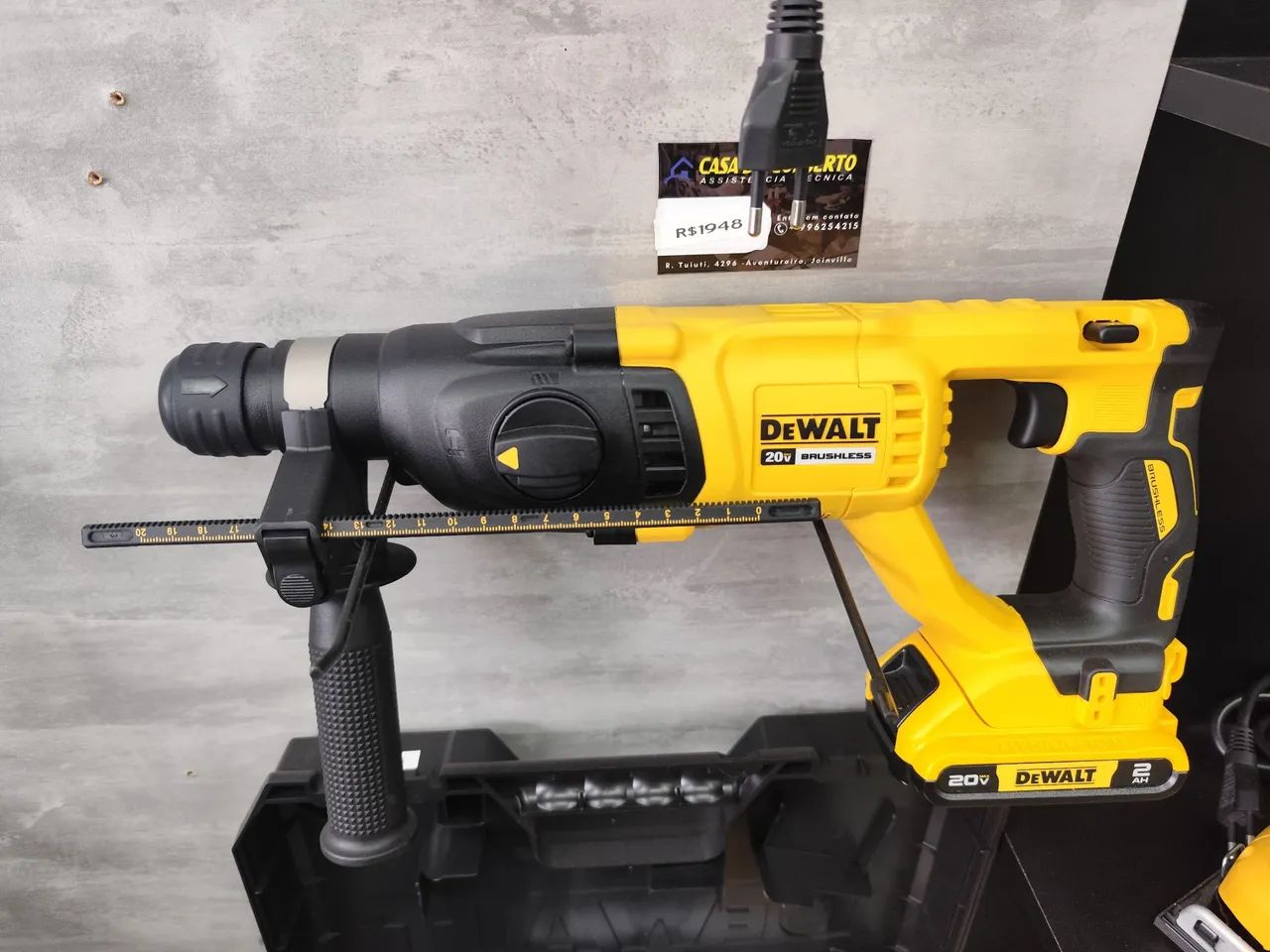 Furadeira/Martelete Dewalt 20V Brushless
