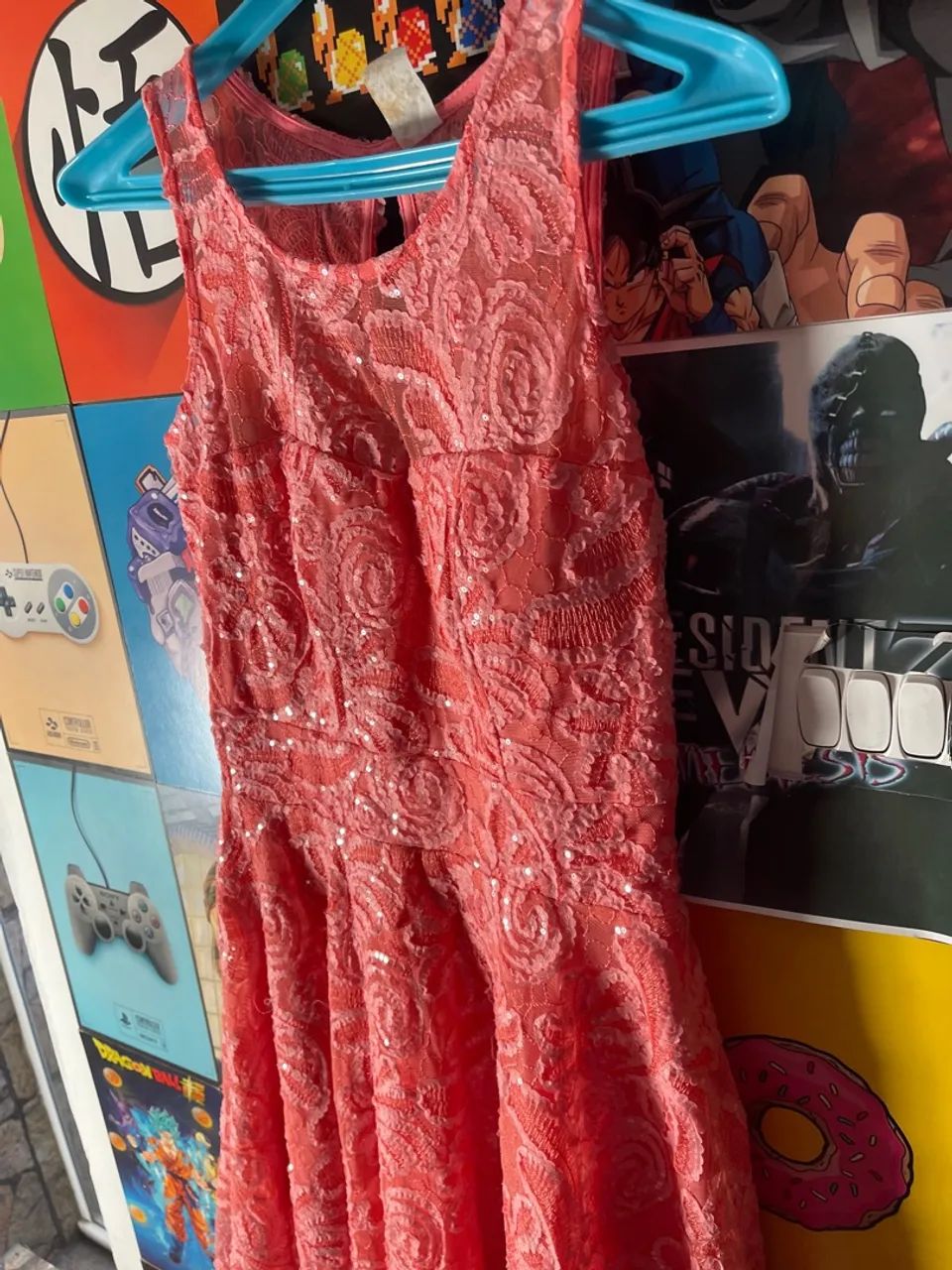 Vestido Rosa Festivo com Detalhes em Renda - Foto 2