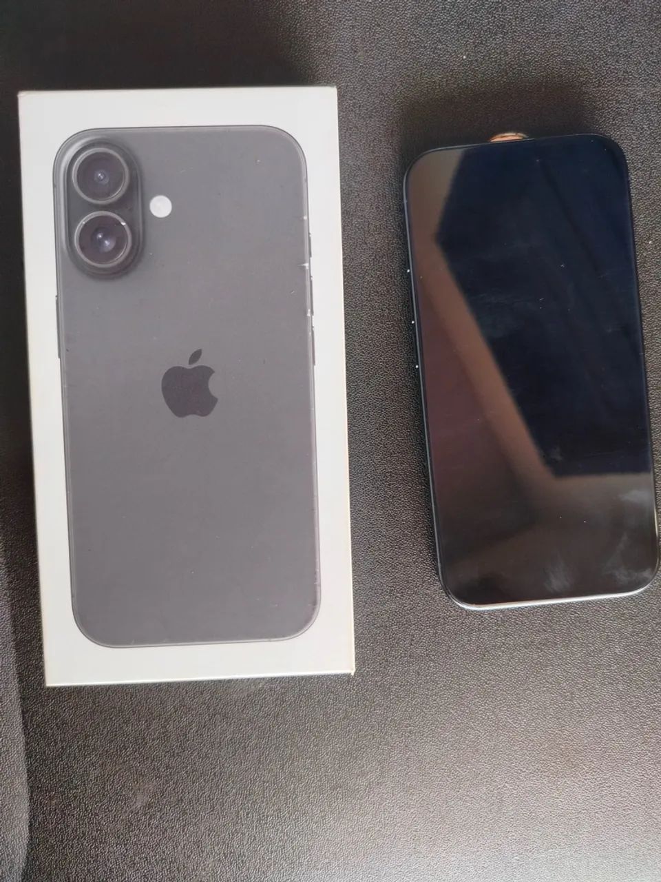 iPhone 16 em perfeito estado-127 GB