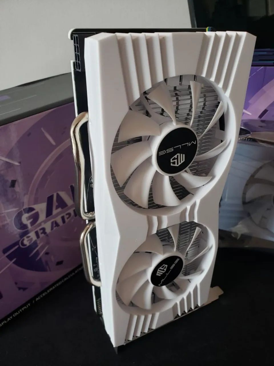 Placa de Vídeo AMD RX 580 8GB GDDR5 - Foto 4