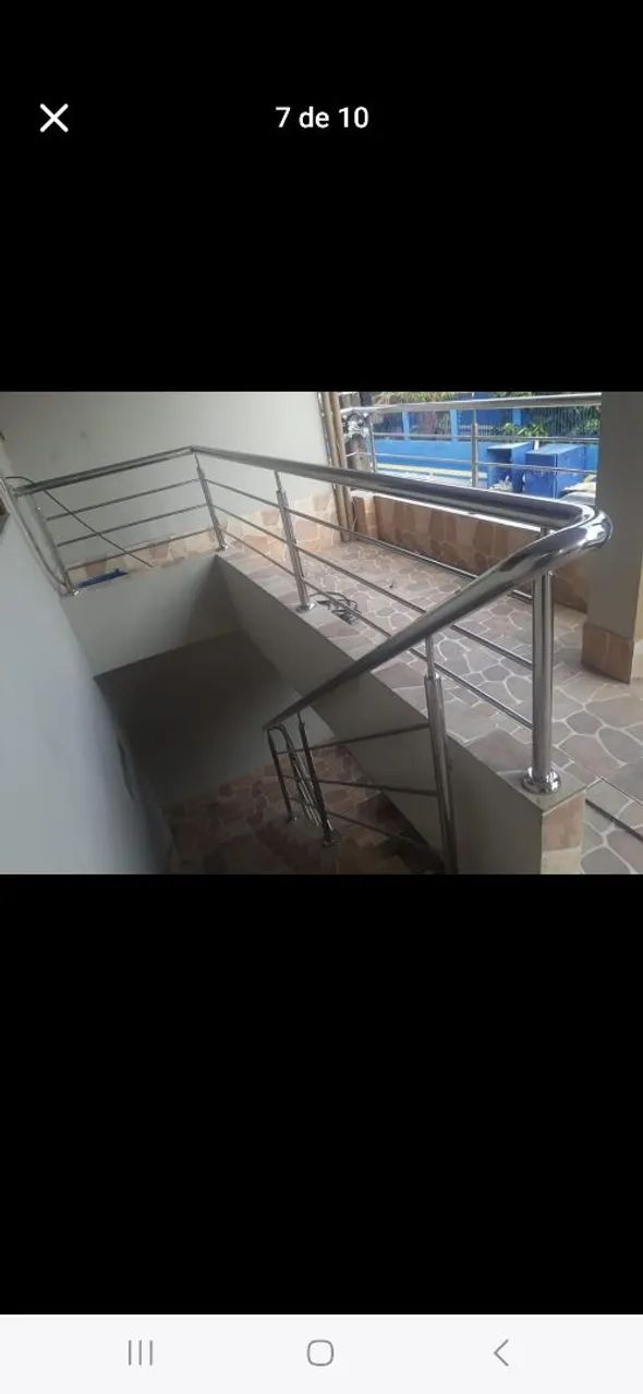 Corre mao de inox  e parapeito de vidro  - Foto 4