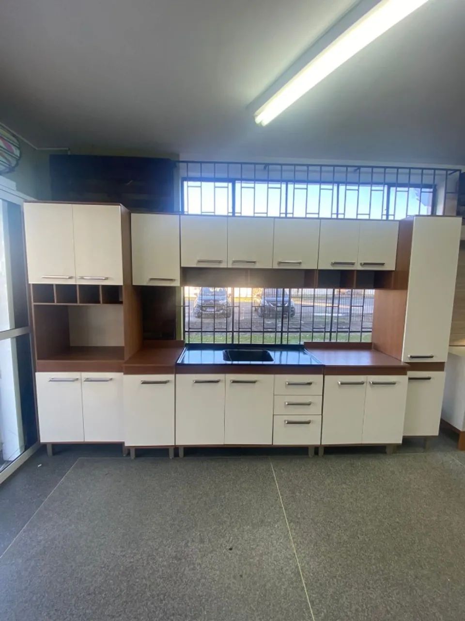 Cozinha modulada com tampo da pia - Foto 5