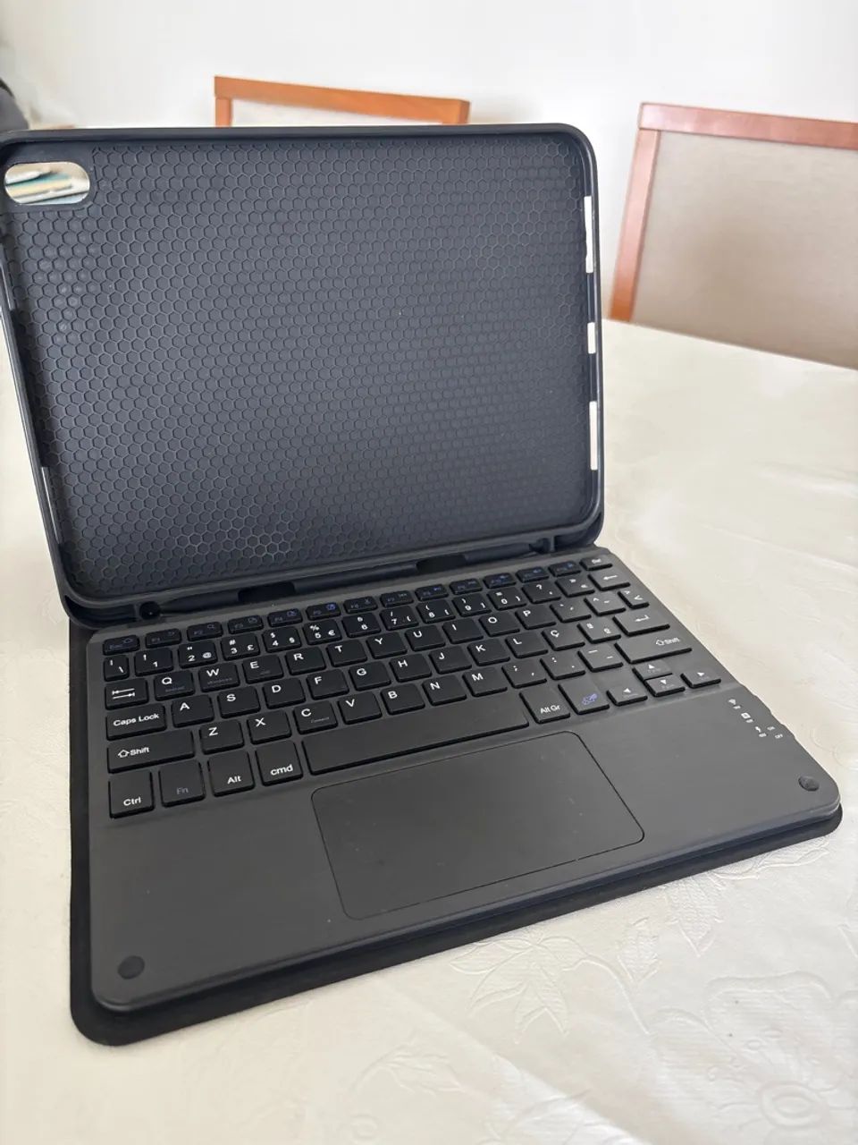 Capa com teclado IPad Air 