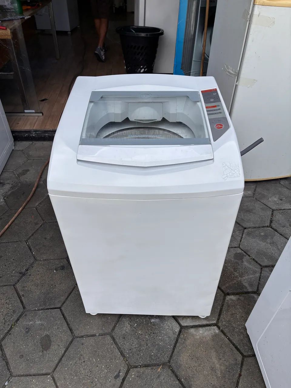 VENDO  Máquina de Lavar Roupas  BRASTEMP 10kg  Cesto inox  Entregamos Curitiba e Região
