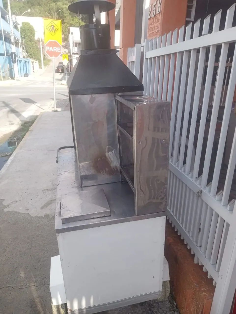Vendo carrinho  de espetinho - Foto 2