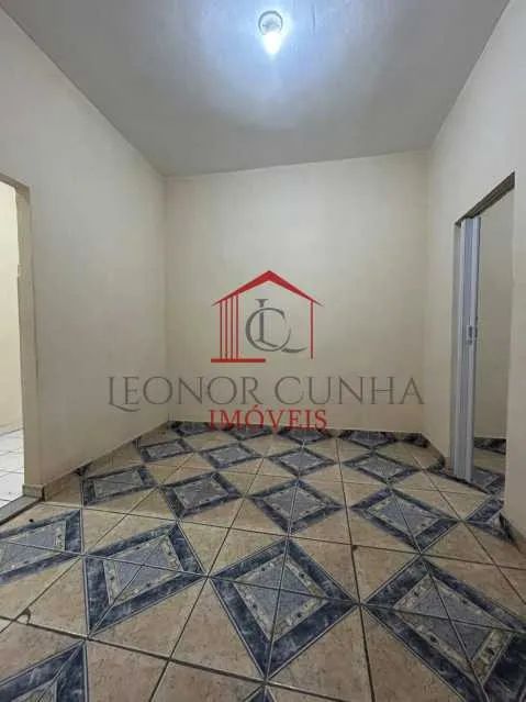 Casa de Vila : Térrea / Residencial / Irajá