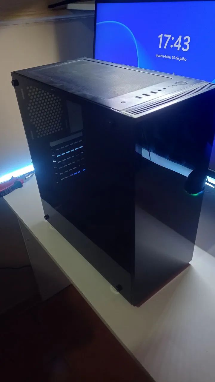 Gabinete PC Pouter 2 