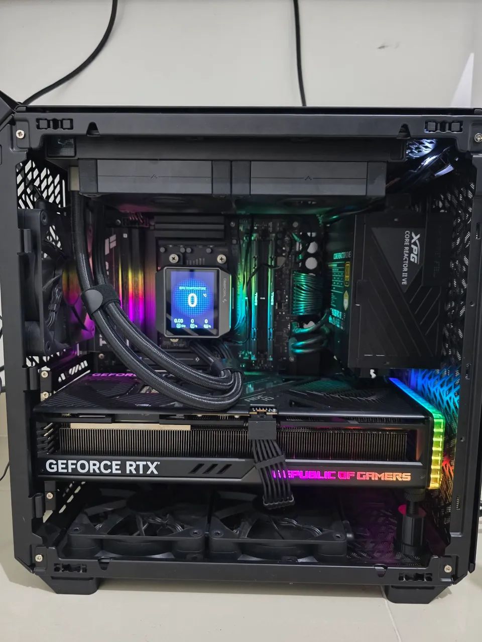? PC GAMER HIGH-END / WORKSTATION (RTX 4090 + RYZEN 7 7800X3D) ?